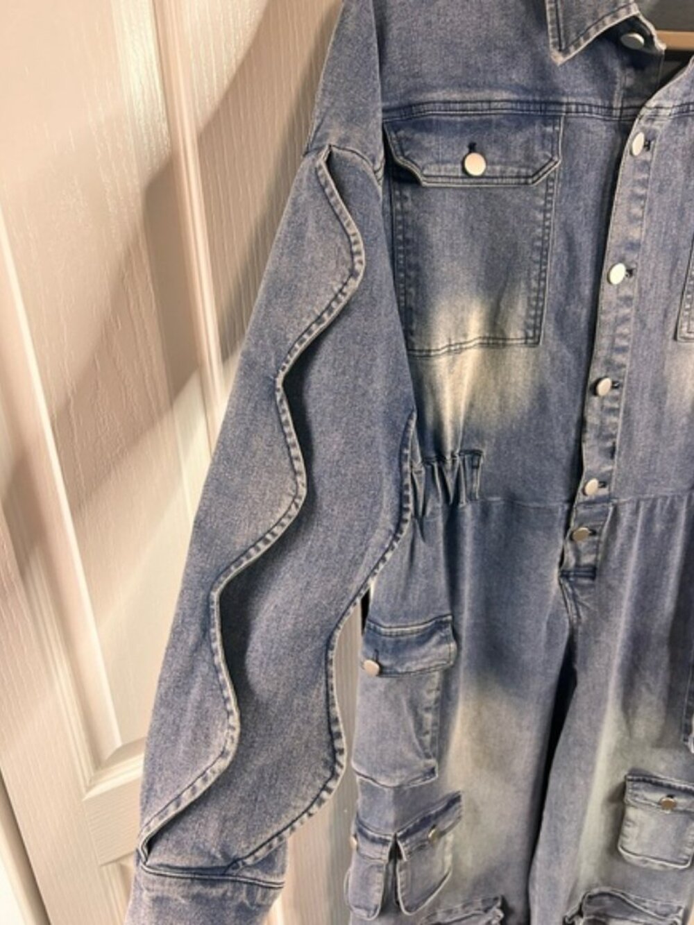 Cutely Covered Women's Denim Button Up Pocket Cargo Jumpsuit Blue Size M - Picture 3 of 7